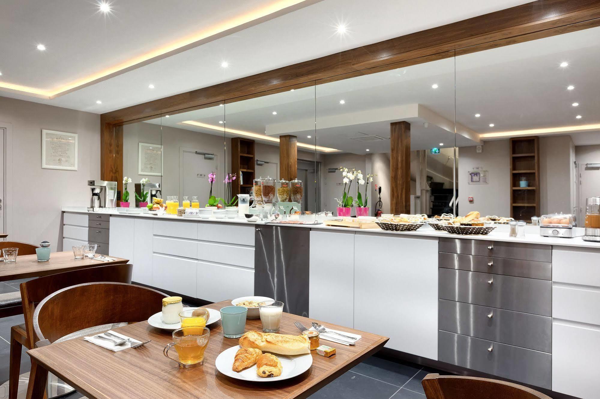 Le Trente Hotel Paris Luaran gambar